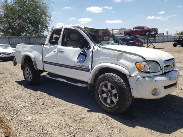 5TBBT44174S451903 - 2004 TOYOTA TUNDRA ACCESS CAB SR5 WHITE photo 4