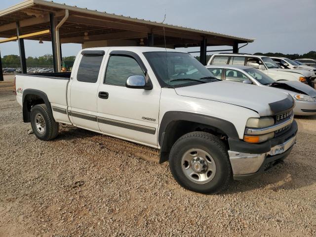 1GCGK29U4YE387693 - 2000 CHEVROLET SILVRDO LS K2500 WHITE photo 4