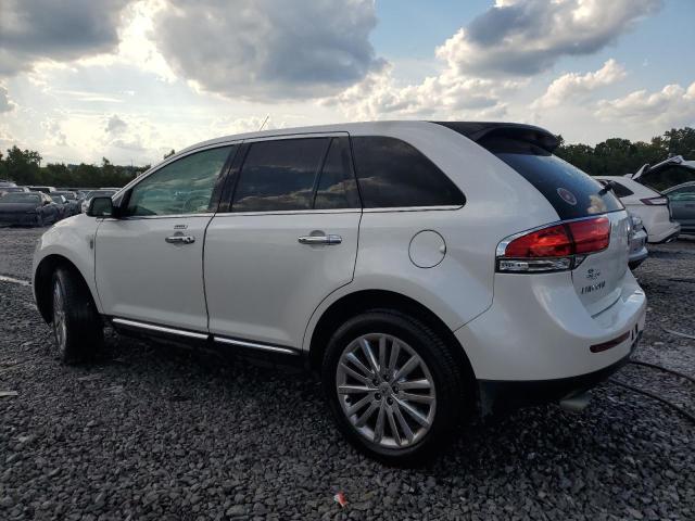 2LMDJ6JK3EBL14068 - 2014 LINCOLN MKX თეთრი ფოტო 2