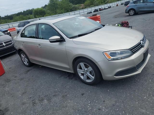3VWLL7AJ6DM222790 - 2013 VOLKSWAGEN JETTA TDI GOLD photo 4
