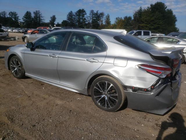 4T1M11BK9LU007931 - 2020 TOYOTA CAMRY SE SILVER photo 2