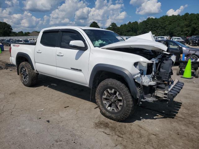3TMCZ5ANXJM179107 - 2018 TOYOTA TACOMA DOUBLE CAB Weiß Foto 4