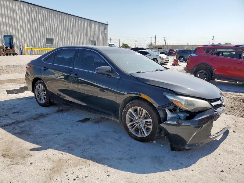 4T1BF1FK6FU090483 - 2015 TOYOTA CAMRY LE 黑色 照片 4