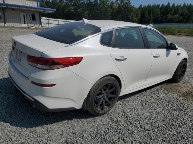 5XXGT4L3XKG351616 - 2019 KIA OPTIMA LX WHITE photo 3