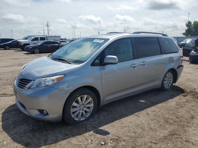 2014 TOYOTA SIENNA XLE, 