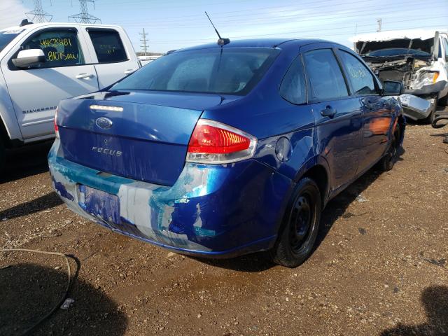 1FAHP34N58W276825 - 2008 FORD FOCUS S/SE BLUE photo 4