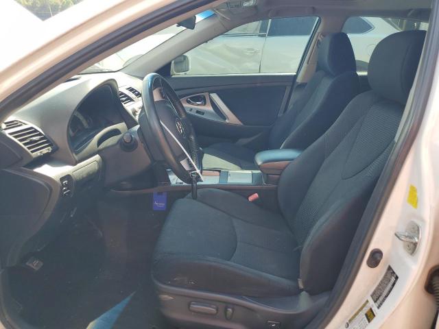 4T1BF3EK6BU697233 - 2011 TOYOTA CAMRY BASE WHITE photo 7