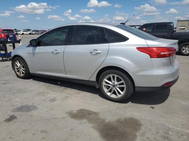 1FADP3F28FL347466 - 2015 FORD FOCUS SE SILVER photo 2