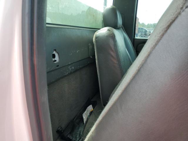 1GBHC24U55E237598 - 2005 CHEVROLET SILVERADO C2500 HEAVY DUTY WHITE photo 10