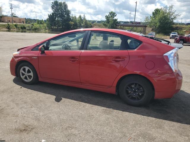 JTDKN3DU8F1906389 - 2015 TOYOTA PRIUS RED photo 2