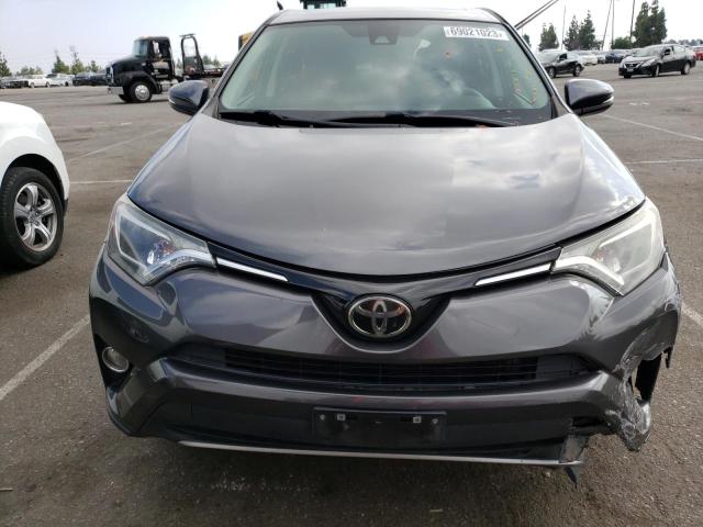 2T3WFREV8JW511065 - 2018 TOYOTA RAV4 ADVENTURE GRAY photo 5