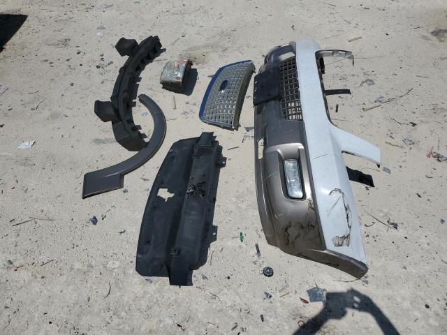 1FMFU17L04LB16660 - 2004 FORD EXPEDITION EDDIE BAUER თეთრი ფოტო 13