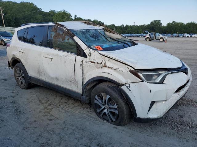 JTMZFREV7HJ705771 - 2017 TOYOTA RAV4 LE WHITE photo 4