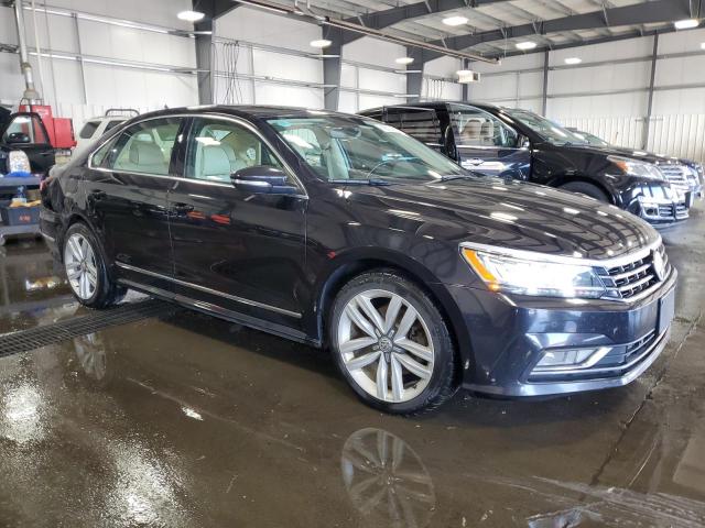 1VWGT7A31HC033569 - 2017 VOLKSWAGEN PASSAT SE BLACK photo 4