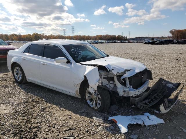 2C3CCAAGXFH875777 - 2015 CHRYSLER 300 LIMITED WHITE photo 4