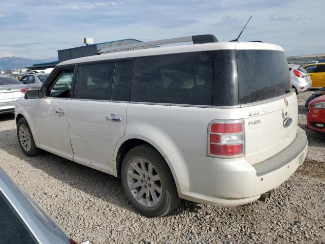 2FMHK6CC1BBD27588 - 2011 FORD FLEX SEL WHITE photo 2