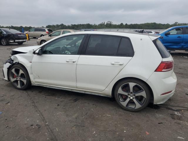 3VW547AU5JM279414 - 2018 VOLKSWAGEN GTI S WHITE photo 2