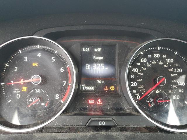 3VW547AU5JM279414 - 2018 VOLKSWAGEN GTI S WHITE photo 9