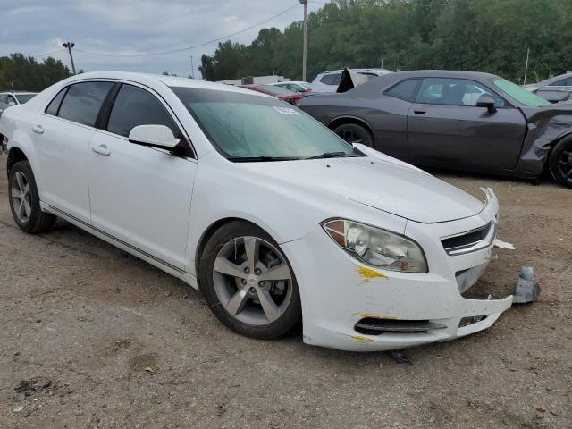 1G1ZC5E1XBF372399 - 2011 CHEVROLET MALIBU 1LT WHITE photo 4