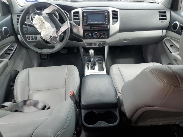 5TFJU4GN3FX083151 - 2015 TOYOTA TACOMA DOUBLE CAB PRERUNNER SILVER photo 8