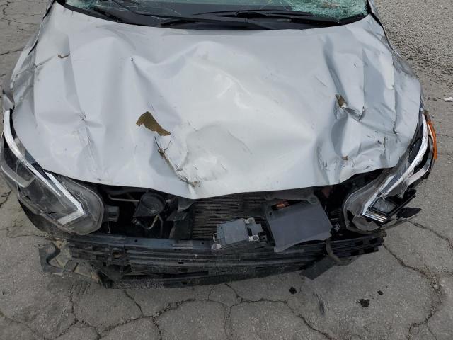 3N1CN8DV5PL837748 - 2023 NISSAN VERSA S SILVER photo 11