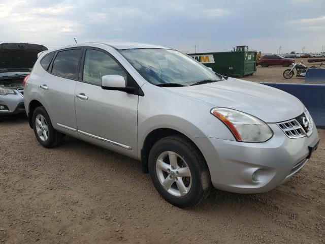 JN8AS5MV0DW621036 - 2013 NISSAN ROGUE S ვერცხლისფერი ფოტო 4