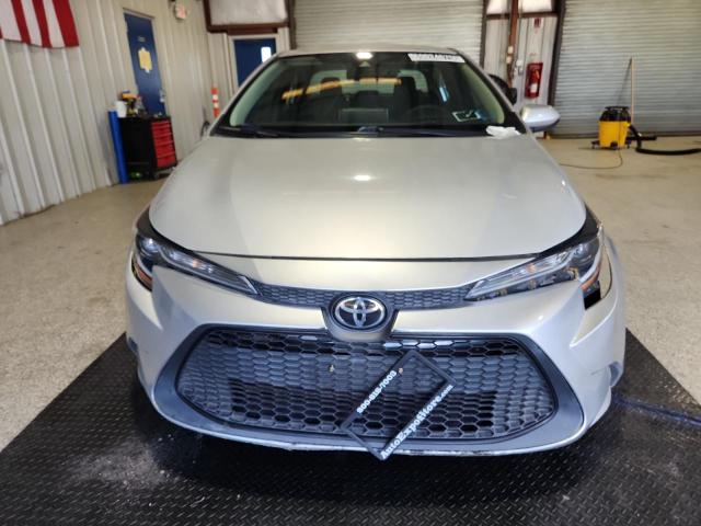 5YFEPRAE6LP099059 - 2020 TOYOTA COROLLA LE SILVER photo 5