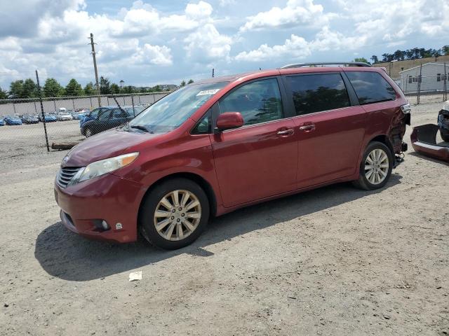 2011 TOYOTA SIENNA XLE, 