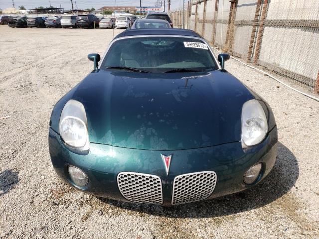 1G2MB33BX6Y101927 - 2006 PONTIAC SOLSTICE GREEN photo 5