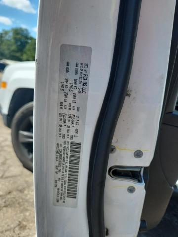 1C4NJPBA3FD358812 - 2015 JEEP PATRIOT SPORT WHITE photo 13