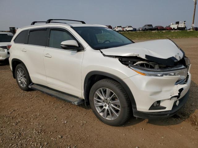 5TDJKRFH1GS240388 - 2016 TOYOTA HIGHLANDER XLE WHITE photo 4