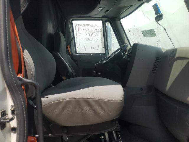 3HSDJSNRXHN447690 - 2017 INTERNATIONAL PROSTAR WHITE photo 5