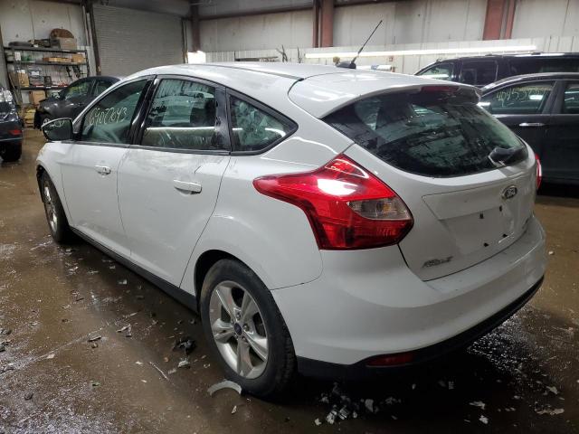 1FADP3K21EL292573 - 2014 FORD FOCUS SE WHITE photo 2