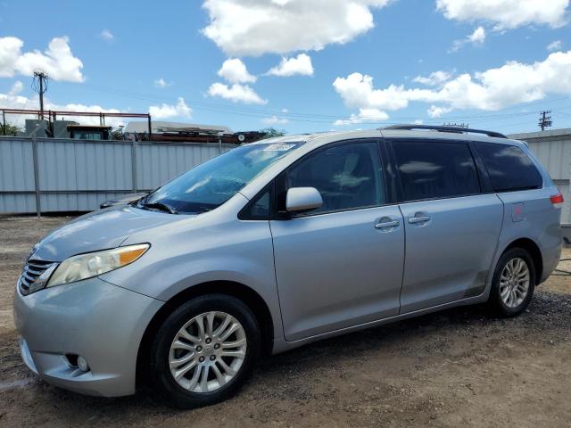 2012 TOYOTA SIENNA XLE, 