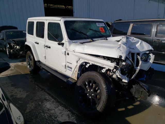 1C4JJXP69NW274709 - 2022 JEEP WRANGLER U SAHARA 4XE WHITE photo 4