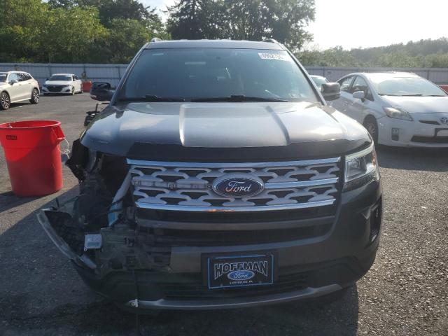 1FM5K8D80JGC11508 - 2018 FORD EXPLORER XLT Szary zdjęcie 5