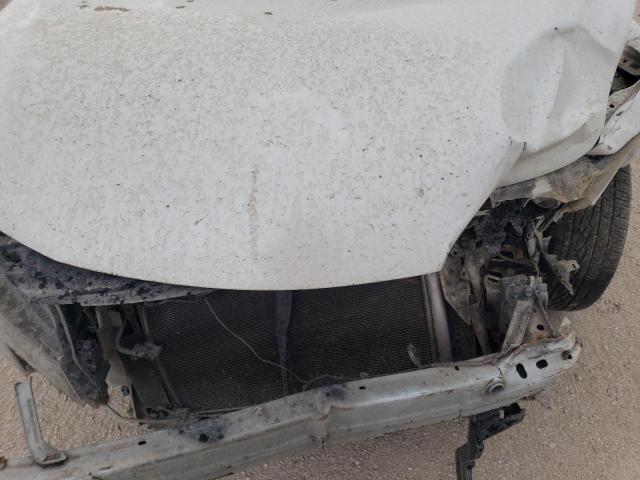 JTKJF5C72FJ005964 - 2015 TOYOTA SCION TC თეთრი ფოტო 11