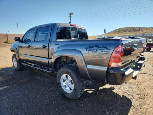 3TMLU4EN8DM115848 - 2013 TOYOTA TACOMA DOUBLE CAB CHARCOAL photo 2