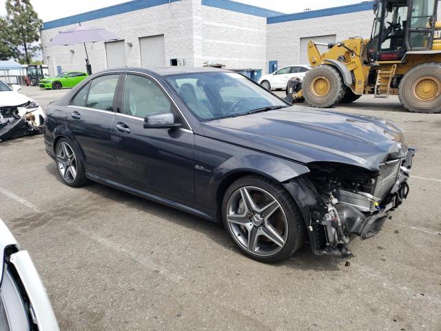 WDDGF7HB4AF450864 - 2010 MERCEDES-BENZ C 63 AMG GRAY photo 4