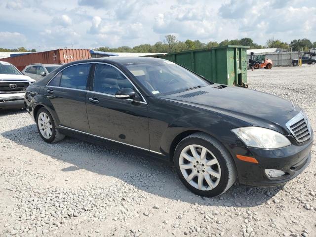 WDDNG86X37A111351 - 2007 MERCEDES-BENZ S 550 4MATIC BLACK photo 4