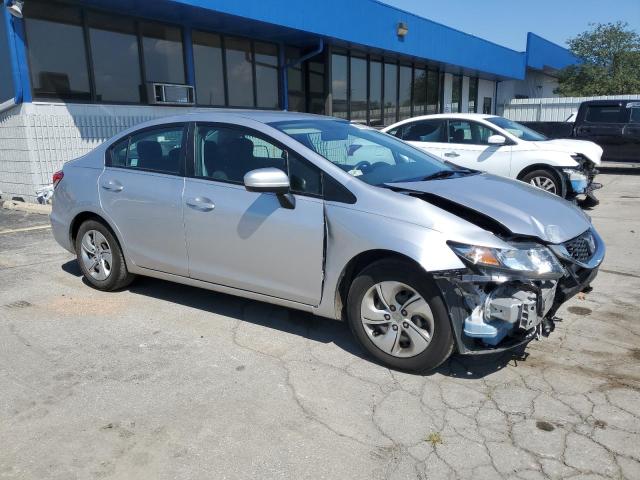 19XFB2F5XFE031954 - 2015 HONDA CIVIC LX SILVER photo 4