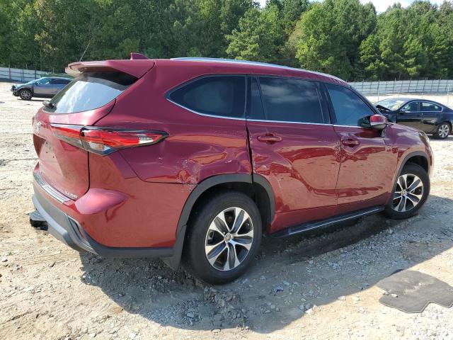 5TDGZRBH5LS045397 - 2020 TOYOTA HIGHLANDER XLE RED photo 3