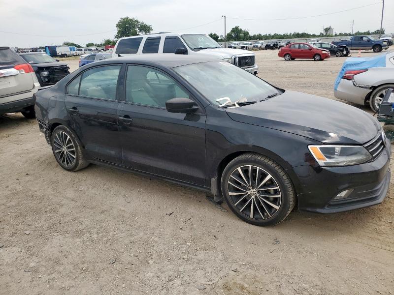 3VWD17AJ9GM396982 - 2016 VOLKSWAGEN JETTA SPORT BLACK photo 4