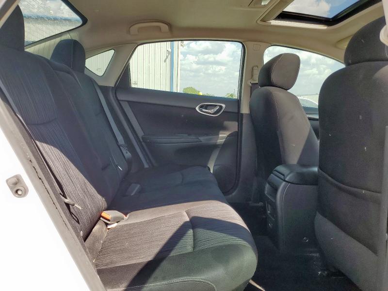 3N1AB7AP0KY243760 - 2019 NISSAN SENTRA S 白色 照片 10