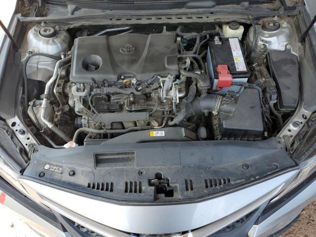 4T1B11HK6JU558362 - 2018 TOYOTA CAMRY L 银色 照片 11