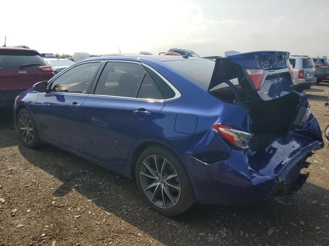 4T1BF1FK2GU517627 - 2016 TOYOTA CAMRY LE GRAY photo 2