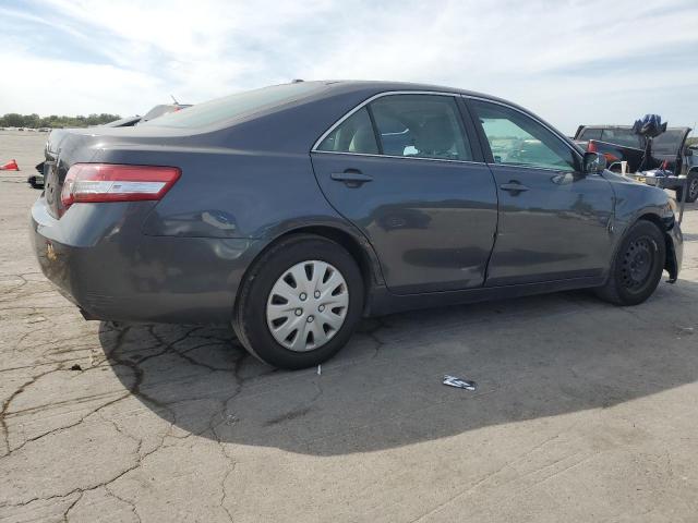 4T1BF3EK6AU091395 - 2010 TOYOTA CAMRY BASE GRAY photo 3