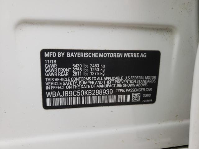 WBAJB9C50KB288939 - 2019 BMW M550XI WHITE photo 11