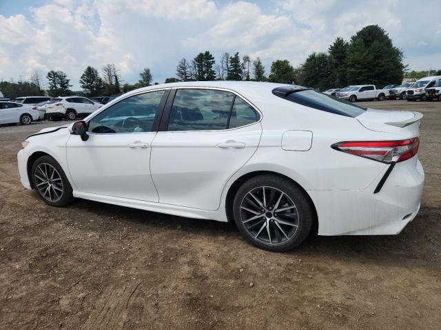 4T1B11HK6JU639569 - 2018 TOYOTA CAMRY L WHITE photo 2
