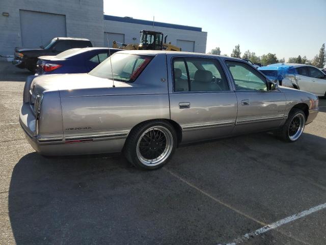 1G6KE54Y3VU299087 - 1997 CADILLAC DEVILLE DELEGANCE SILVER photo 3